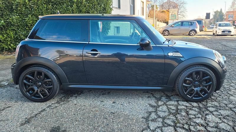 Usata Mini ONE 95 CV (69 kW) 2009 Blu Utilitaria