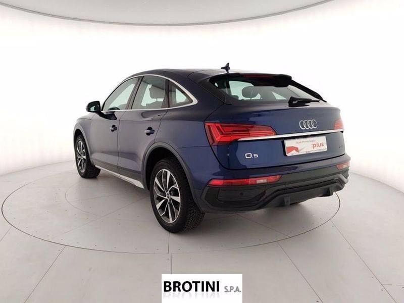 Usata Audi Q5 Sportback Advanced 204 CV (150 kW) 2023 Blu metallizzato SUV