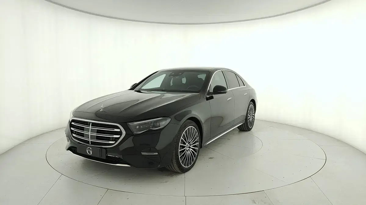 Usata Mercedes E450 Premium Plus 367 CV (269 kW) 2025 Berlina