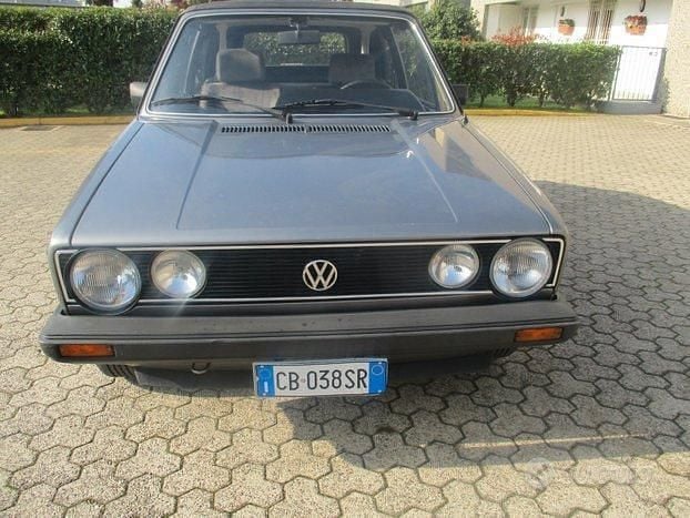 Usata VW Golf Cabriolet 81 CV (59 kW) 1984 Grigio Cabrio