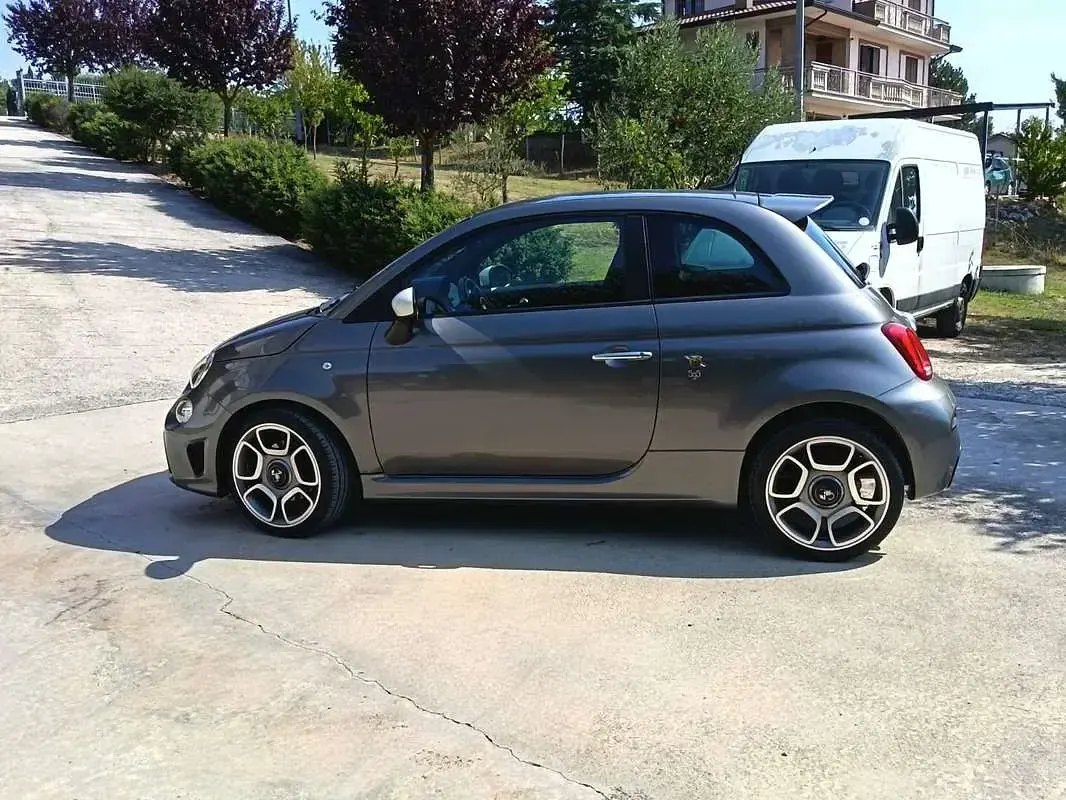 Usata Abarth 595 145 CV (106 kW) 2018 Grigio Utilitaria