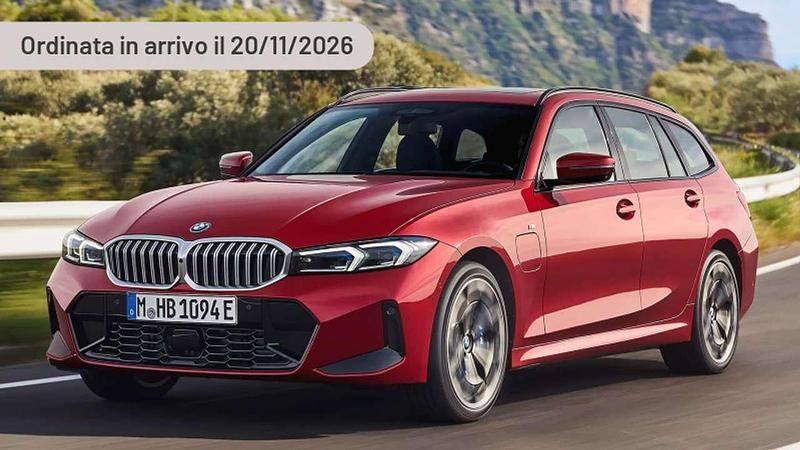 Nuova BMW 330e 292 CV (214 kW) 2025 Argento Station wagon