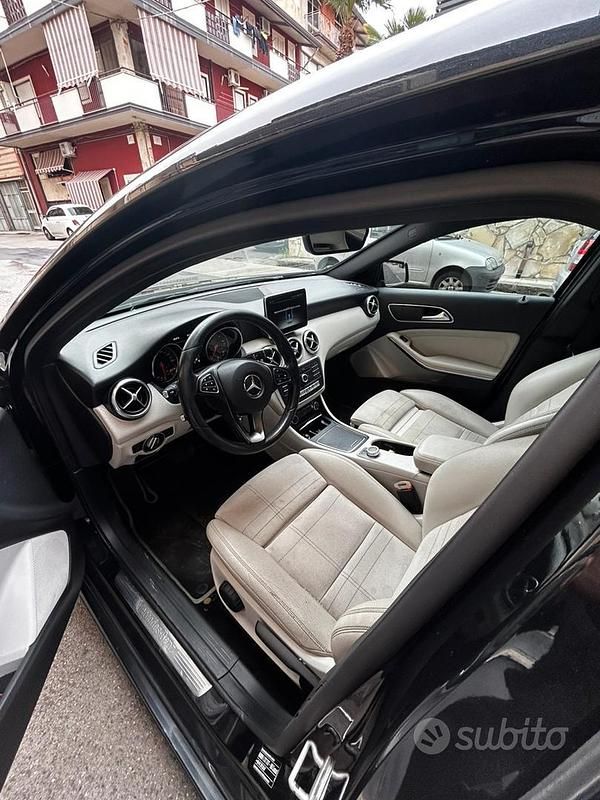 Usata Mercedes A180 2016 Nero