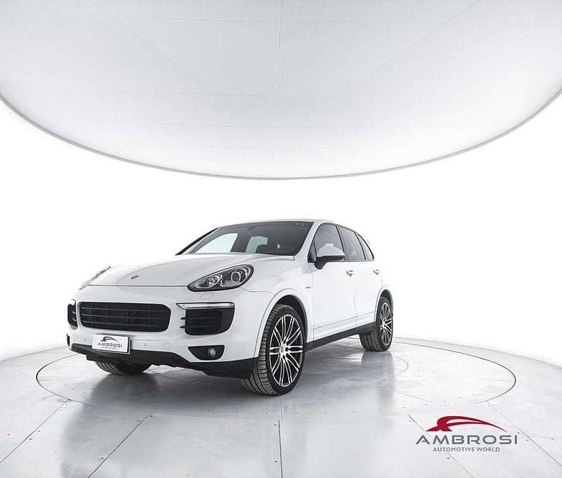 Usata Porsche Cayenne 250 CV (183 kW) 2016 Bianco SUV