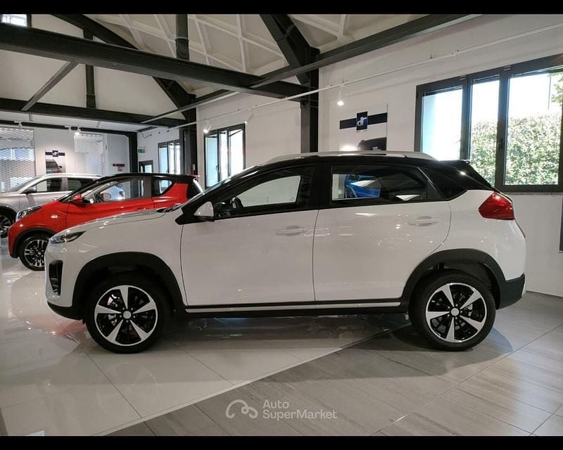 Usata DR DR 3.0 117 CV (86 kW) 2023 Rosso SUV