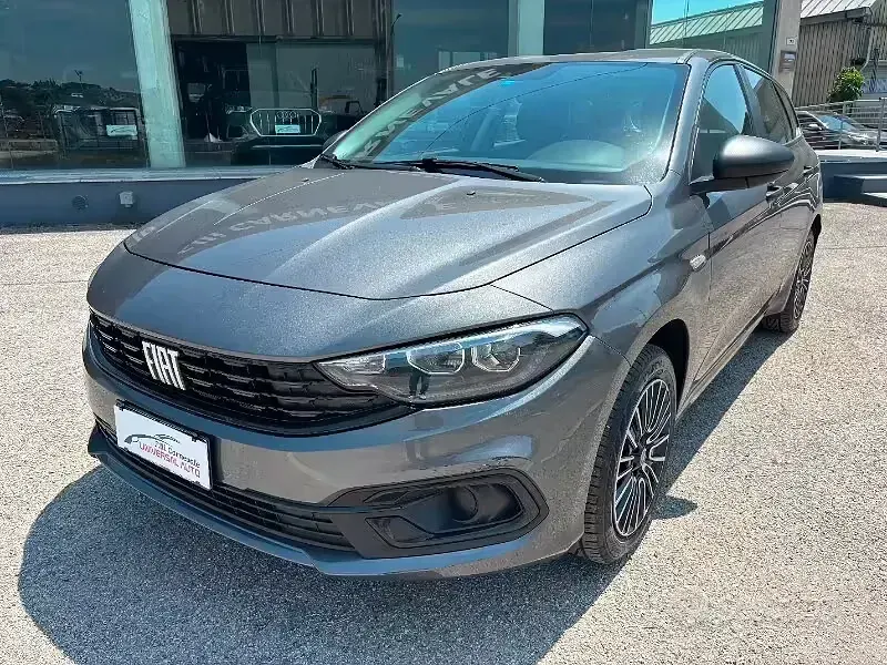 Usata Fiat Tipo 99 CV (72 kW) 2023 Grigio Station wagon