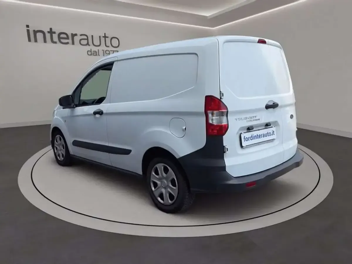 Usata Ford Courier Trend 75 CV (55 kW) 2022 Bianco Monovolume