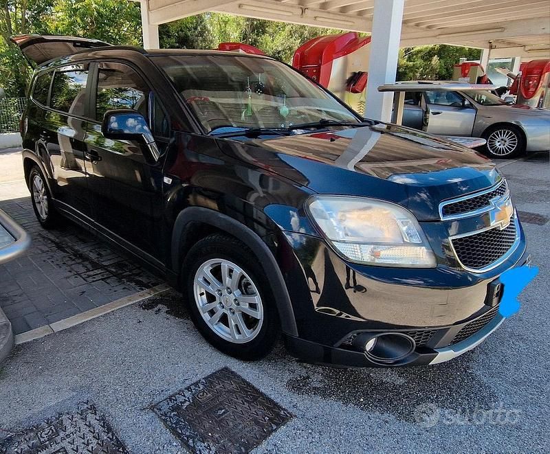 Usata Chevrolet Orlando 131 CV (96 kW) 2012 Nero Monovolume