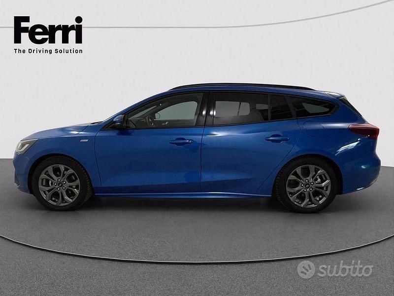 Usata Ford Focus ST-Line 116 CV (85 kW) 2025 Desert island blue Station wagon