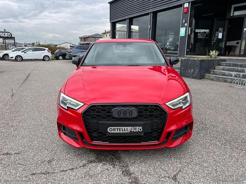 Usata Audi A3 Sport 116 CV (85 kW) 2019 Rosso Berlina