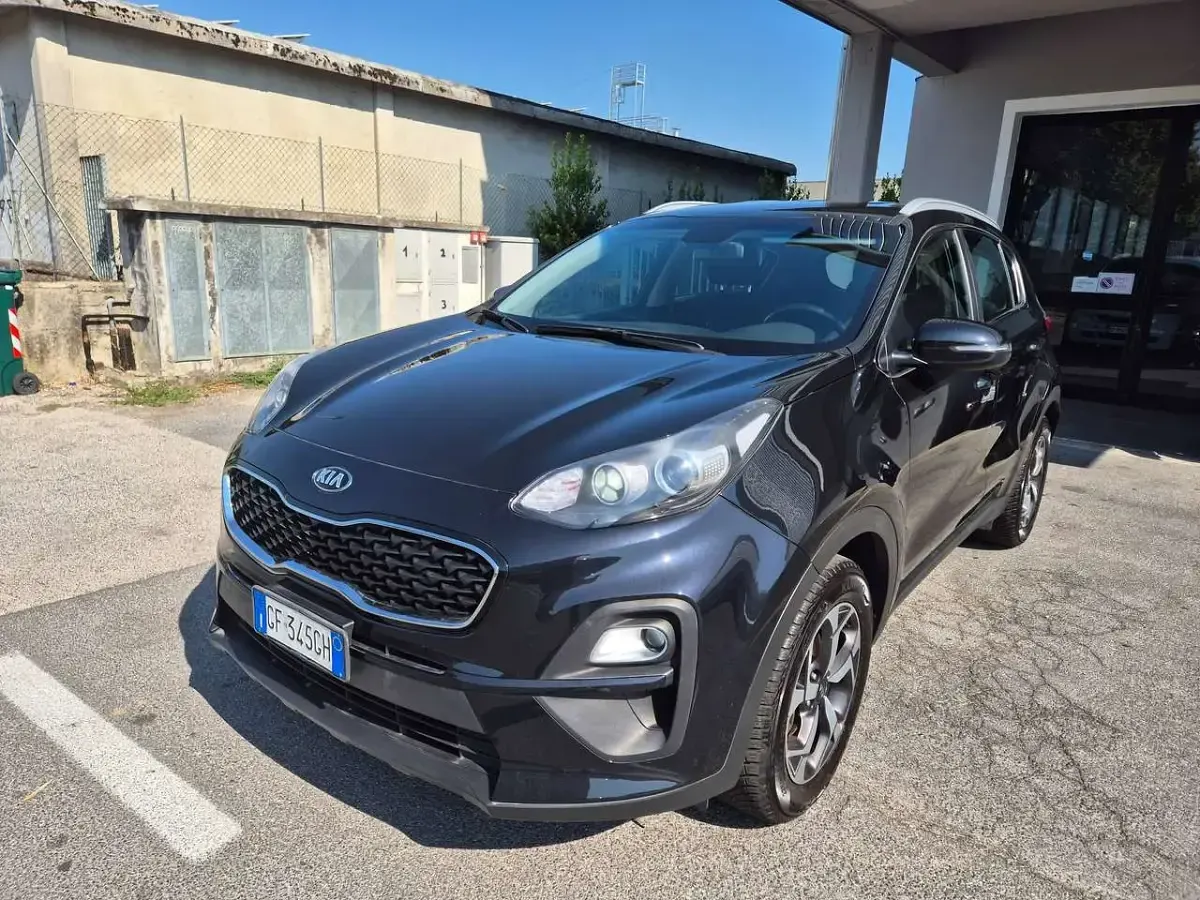 Usata Kia Sportage Style 116 CV (85 kW) 2021 Nero SUV
