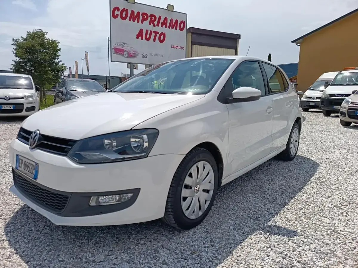 Usata VW Polo Comfortline 75 CV (55 kW) 2013 Bianco Utilitaria