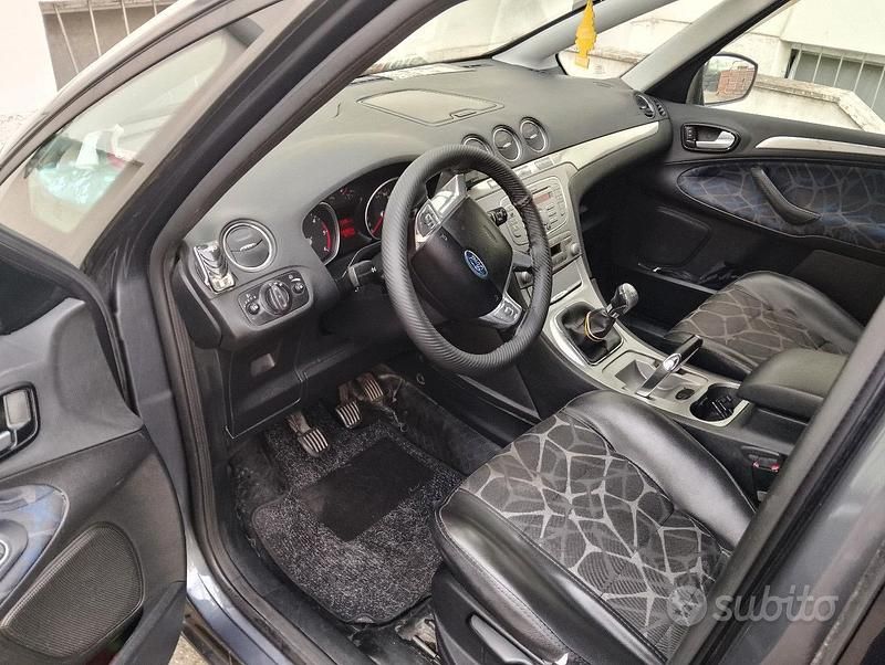 Usata Ford S-MAX S 2009 Monovolume