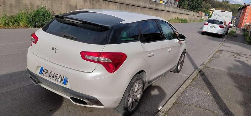 Usata Citroën DS5 Chic 163 CV (119 kW) 2013 Utilitaria