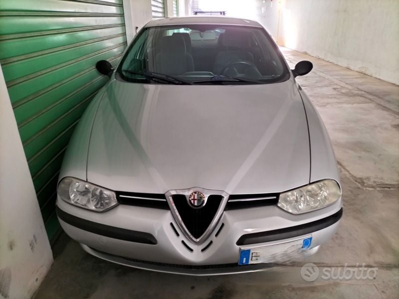 Usata 2001 Alfa Romeo 156 Tre volumi | 2100 € (Cara) - Immagine 1/4