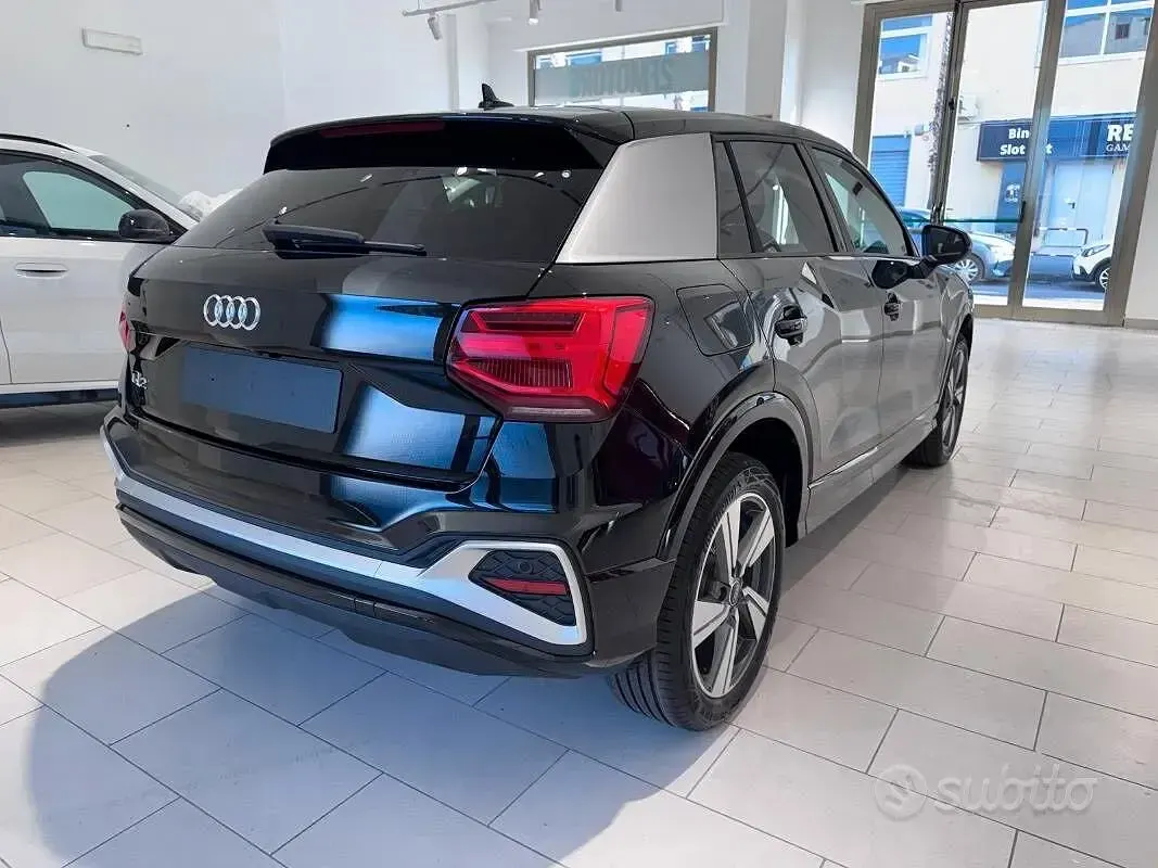 Ny Audi Q2 S-Line 2026 Svart SUV