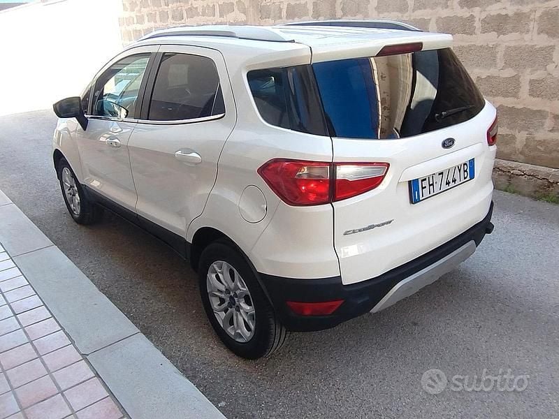 Usata Ford Ecosport Titanium 95 CV (69 kW) 2017 Bianco SUV
