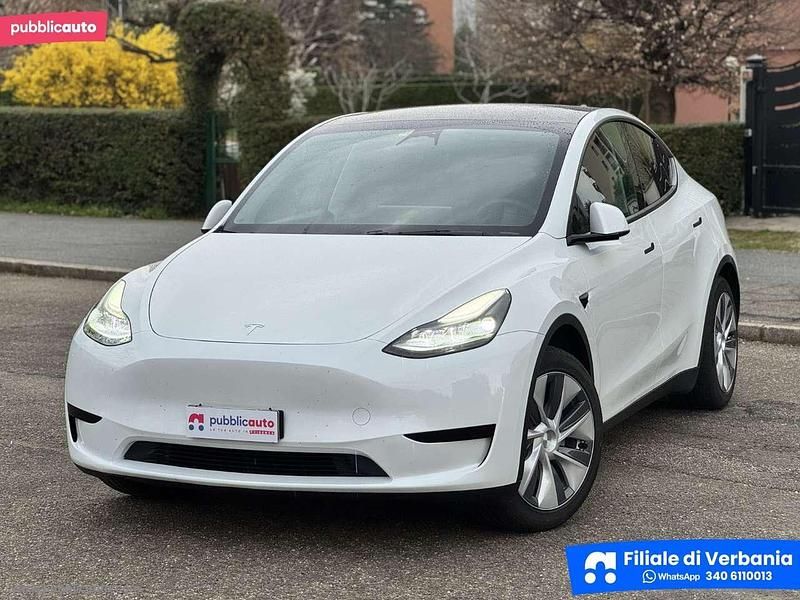 Usata Tesla Model Y RWD 152 kW (208 CV) 2024 Bianco SUV