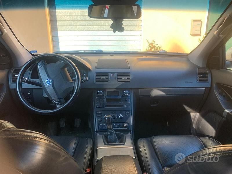 Usata Volvo XC90 185 CV (136 kW) 2006 Grigio SUV