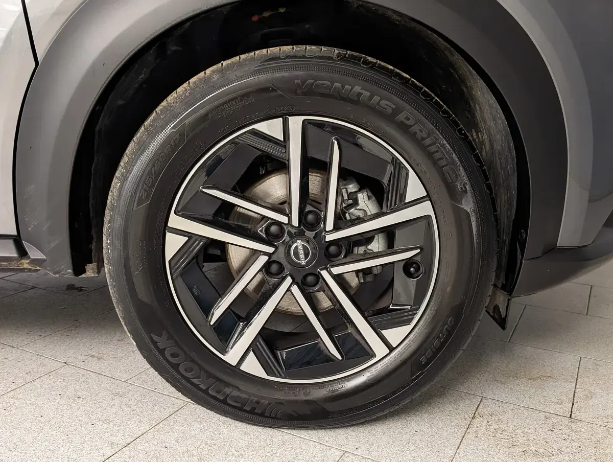 Usata Nissan Juke N-Connecta 114 CV (83 kW) 2025 Grigio SUV