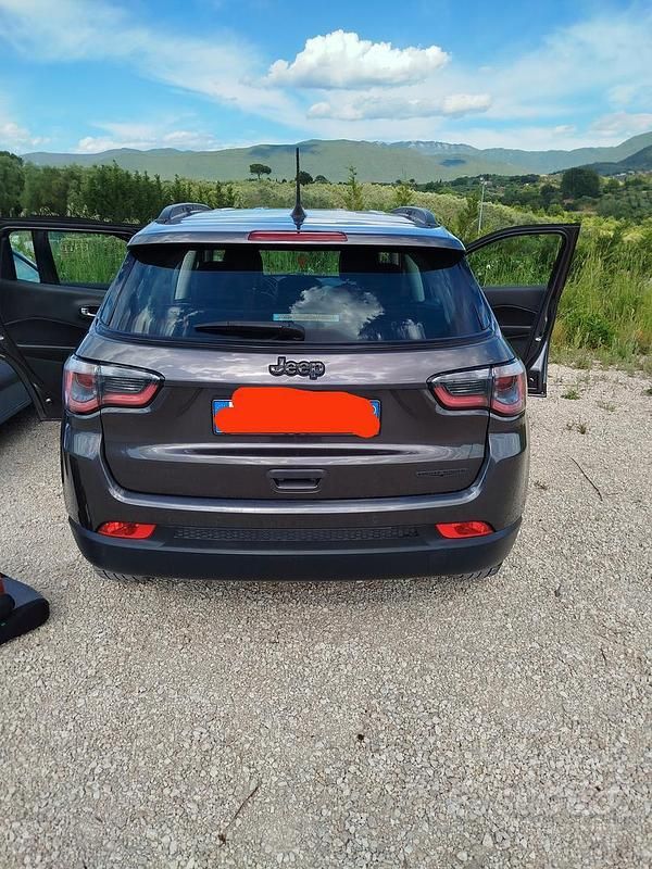 Usata Jeep Compass Night Eagle 140 CV (102 kW) 2018 Grigio SUV