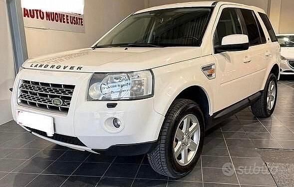 Usata Land Rover Freelander 2 160 CV (117 kW) 2010 Bianco SUV