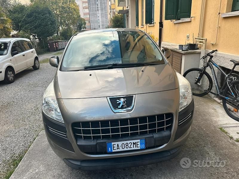 Usata Peugeot 3008 120 CV (88 kW) 2010 Marrone Station wagon