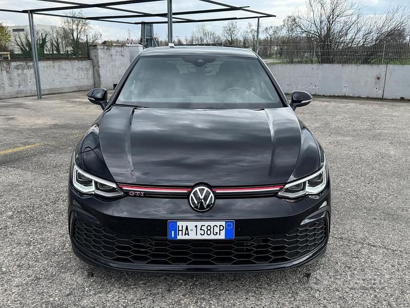 Usata VW Golf VIII GTI 245 CV (180 kW) 2023 Nero Berlina