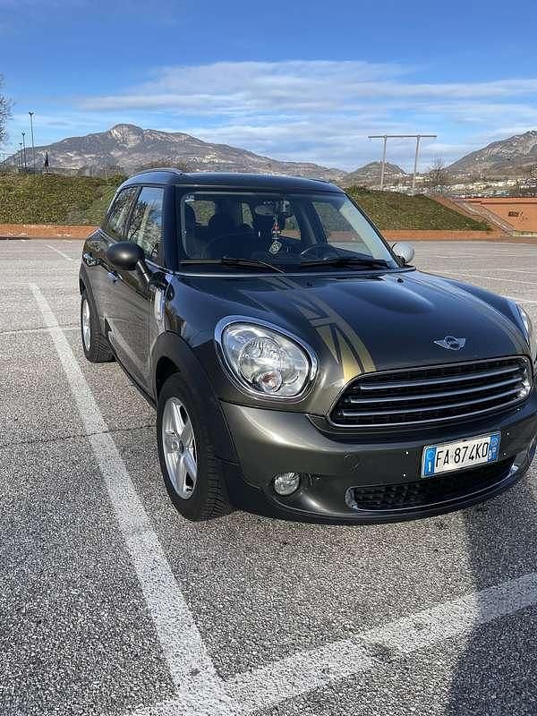 Usata Mini One D Countryman 90 CV (66 kW) 2011 Marrone SUV