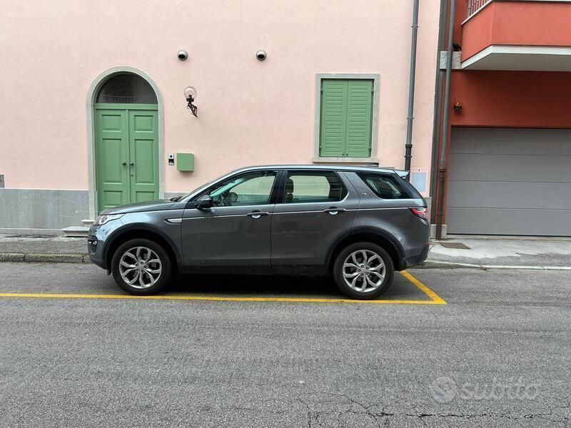 Usata Land Rover Discovery Sport HSE 180 CV (132 kW) 2016 Grigio SUV