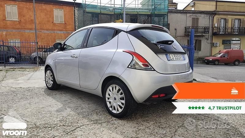 Usata Lancia Ypsilon 95 CV (69 kW) 2011 Utilitaria