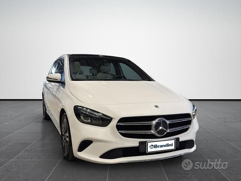 Usata Mercedes B180 Premium 116 CV (85 kW) 2021 Bianco Monovolume