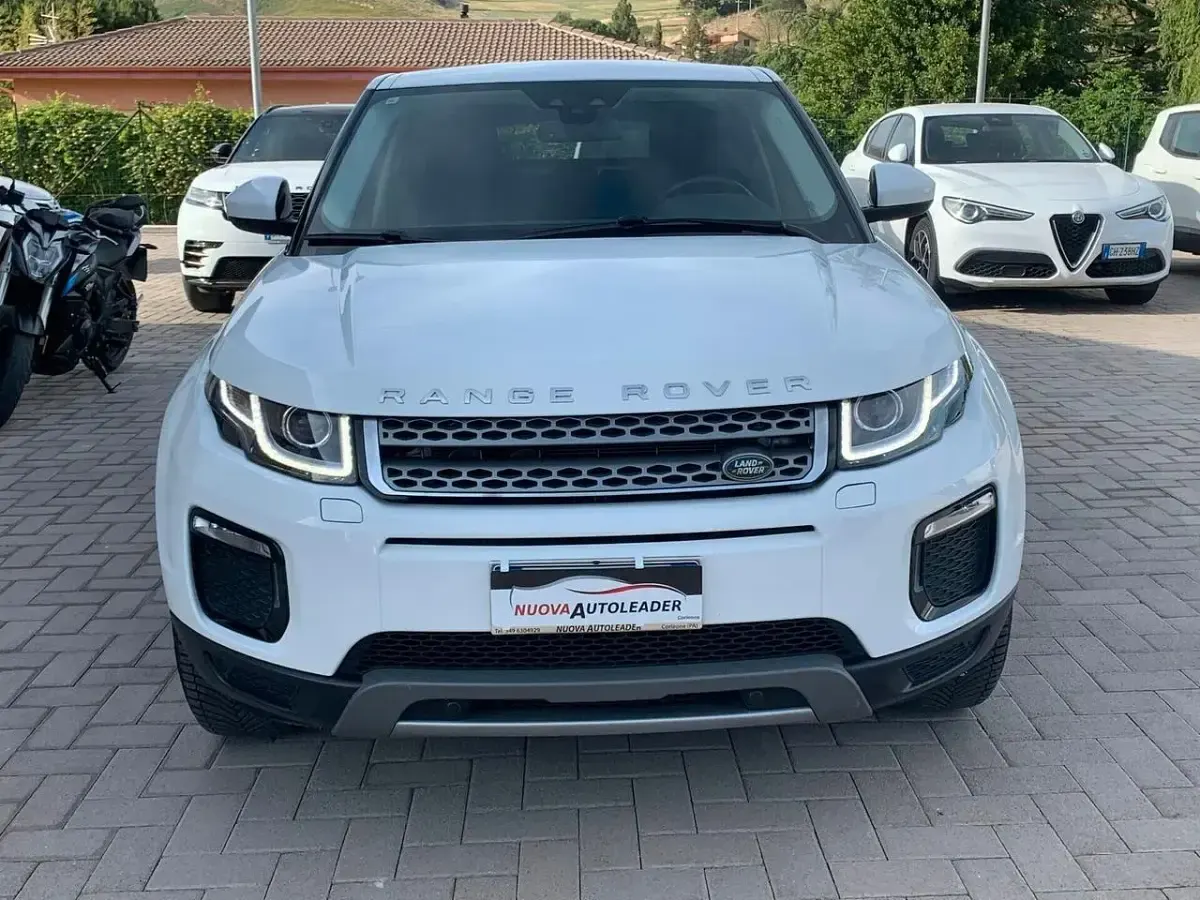 Usata Land Rover Range Rover evoque HSE 150 CV (110 kW) 2019 Bianco SUV