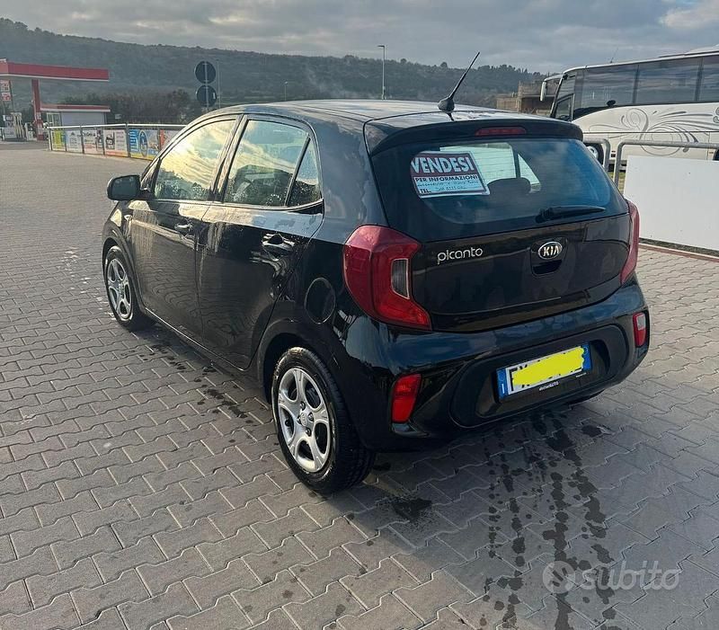 Usata Kia Picanto 2017 Nero Utilitaria