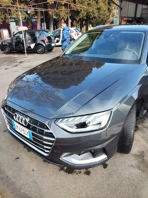 Usata Audi A4 Advanced Plus 170 CV (125 kW) 2022 Nero Station wagon