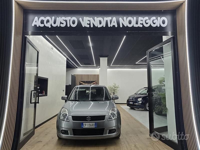 Usata Suzuki Swift GLX 92 CV (67 kW) 2007 Grigio Utilitaria