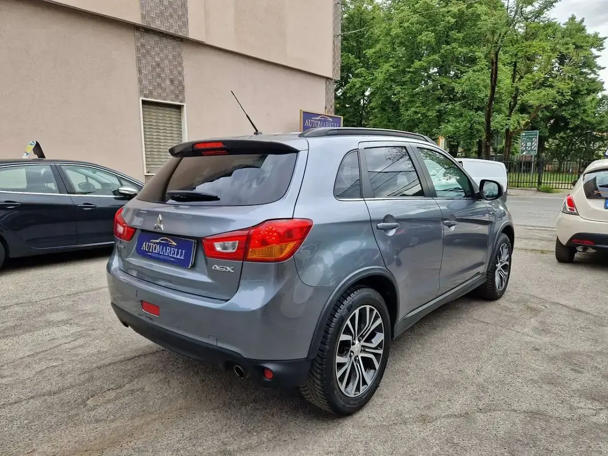 Begagnad Mitsubishi ASX Intense 117 HK (86 kW) 2015 Grå SUV