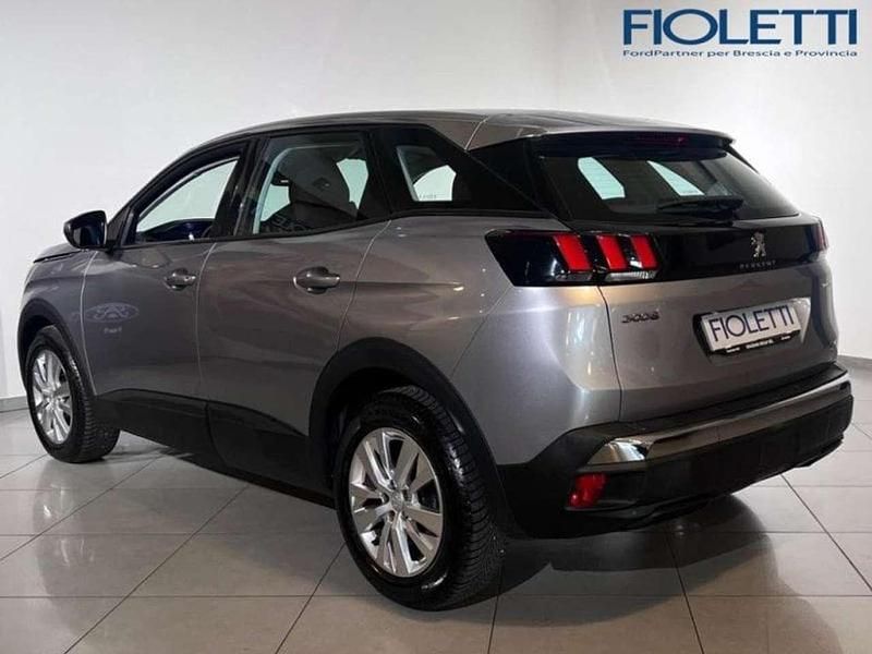 Usata Peugeot 3008 Business-Line 131 CV (96 kW) 2019 Argento SUV