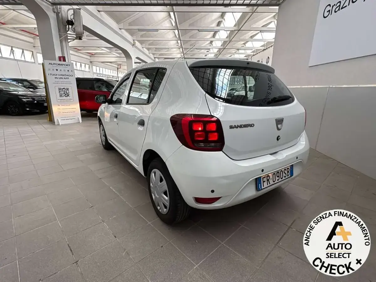 Usata Dacia Sandero Comfort 90 CV (66 kW) 2018 Bianco Berlina