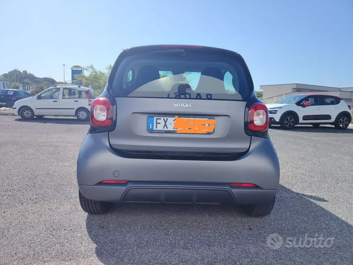 Usata Smart ForTwo Coupé 71 CV (52 kW) 2019 Grigio Coupé