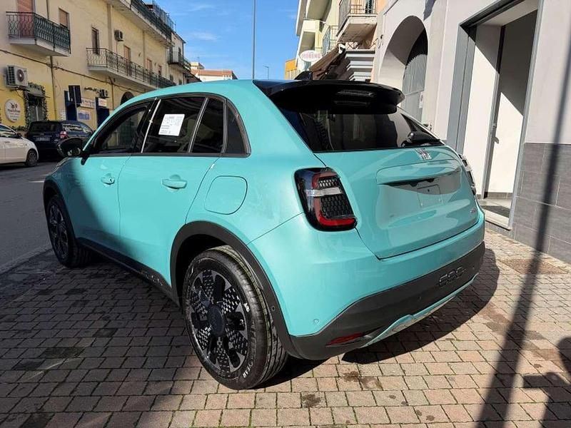 Nuova Fiat 600 La Prima 136 CV (100 kW) 2026 Other SUV