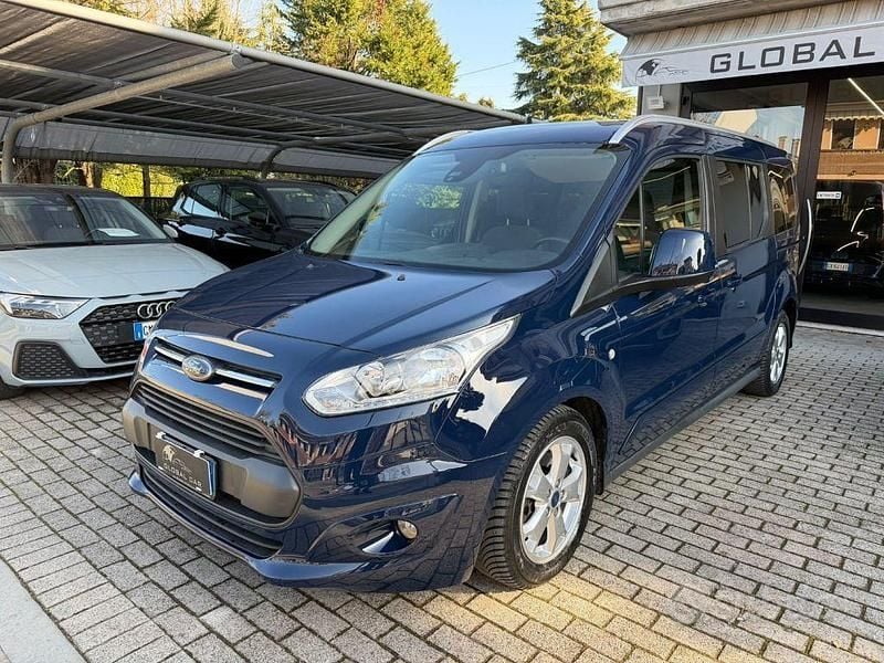 Usata Ford Tourneo Connect 120 CV (88 kW) 2017 Blu Monovolume