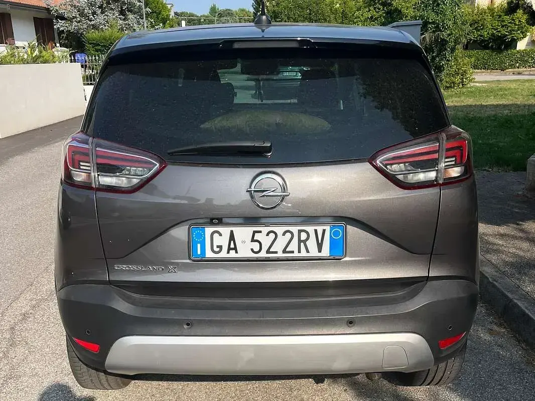 Usata Opel Crossland X Ultimate 120 CV (88 kW) 2020 SUV