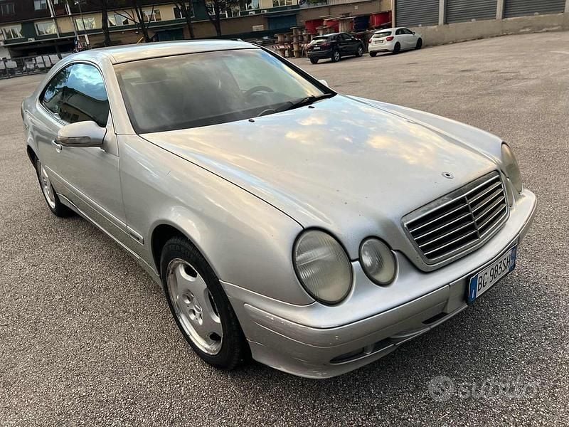 Usata Mercedes CLK200 Elegance 136 CV (100 kW) 2000 Grigio Coupé
