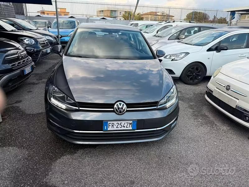 Usata VW Golf VII Highline 115 CV (84 kW) 2019 Grigio Berlina