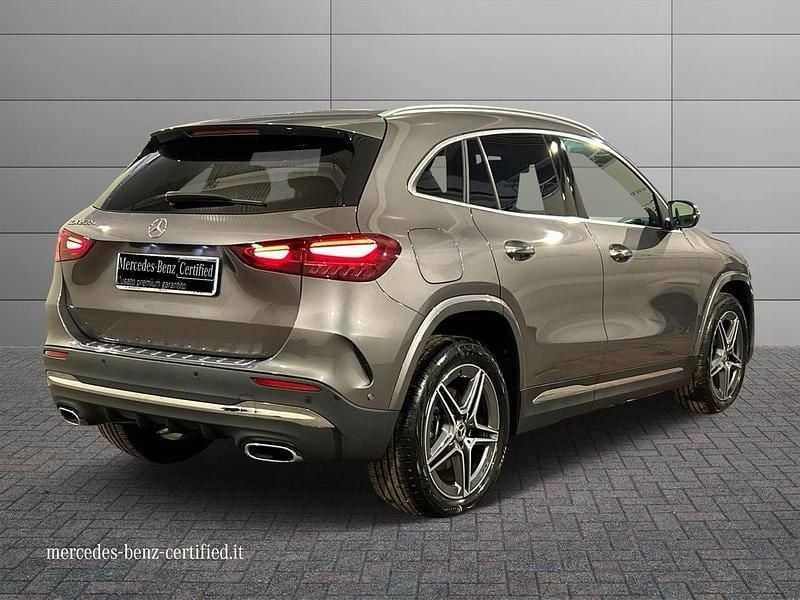 Nuova Mercedes GLA250 Advanced Plus 163 CV (119 kW) 2025 Grigio montagna metallizzato SUV