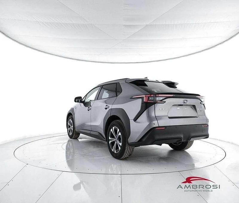 Nuova Subaru Solterra 160 kW (218 CV) 2025 Grigio SUV
