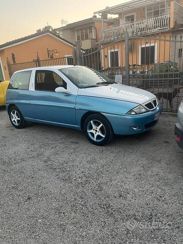 Usata Lancia Ypsilon 1999 Utilitaria