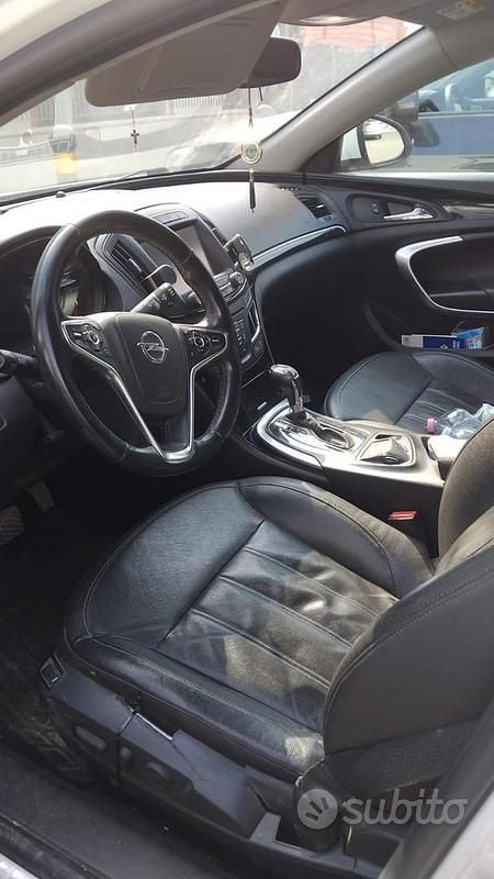 Usata Opel Insignia 131 CV (96 kW) 2014 Bianco Station wagon