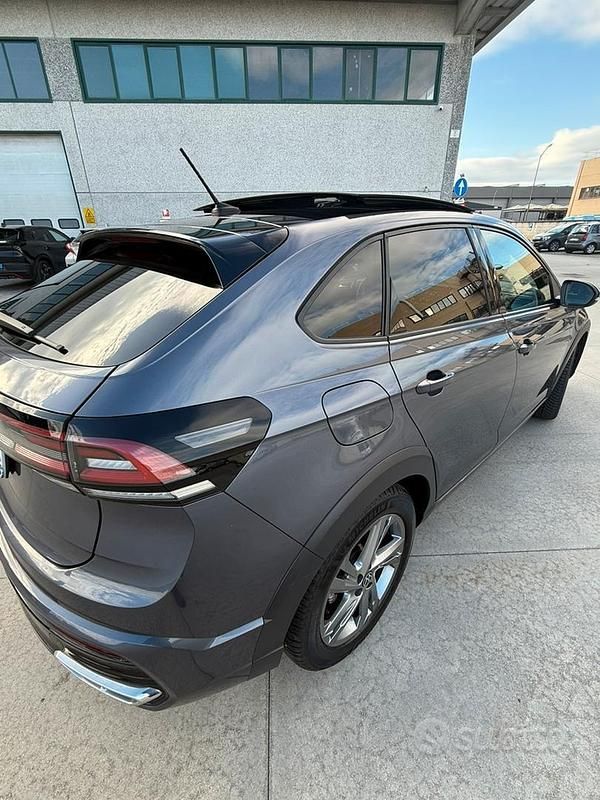 Usata VW Taigo R-line 110 CV (80 kW) 2022 Grigio SUV